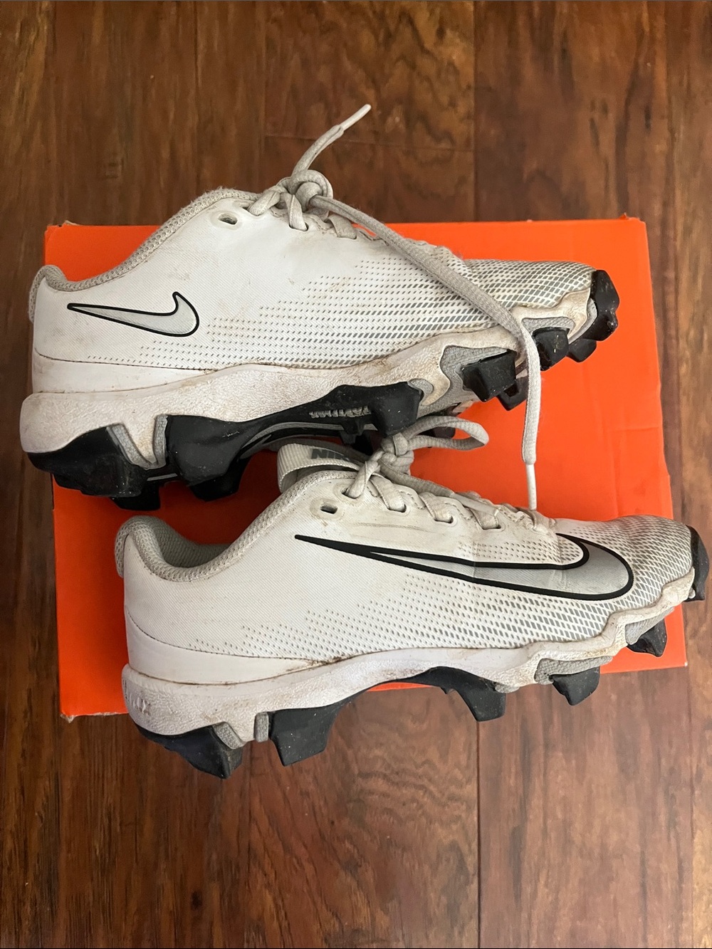 Nike White Black Vapor Shark Athletic Cleats